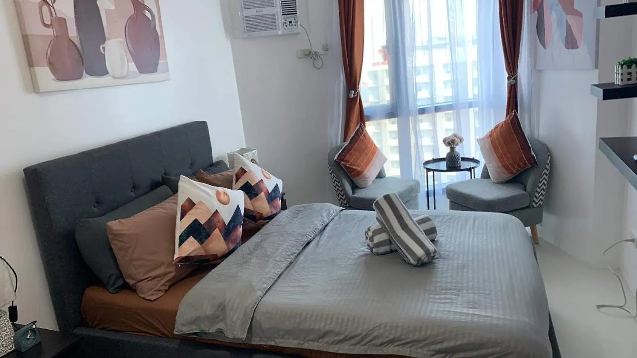 Aparthotel Comfy Condo Grand Riviera Suite, Roxas Blvd Ermita Manila Infront Of Us Embassy Philippines