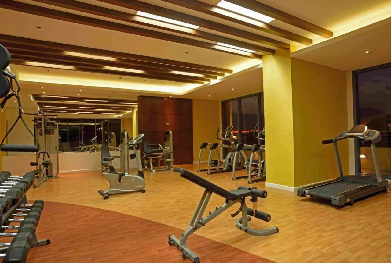 Comfy Condo Grand Riviera Suite, Roxas Blvd Ermita Manila Infront Of Us Embassy
